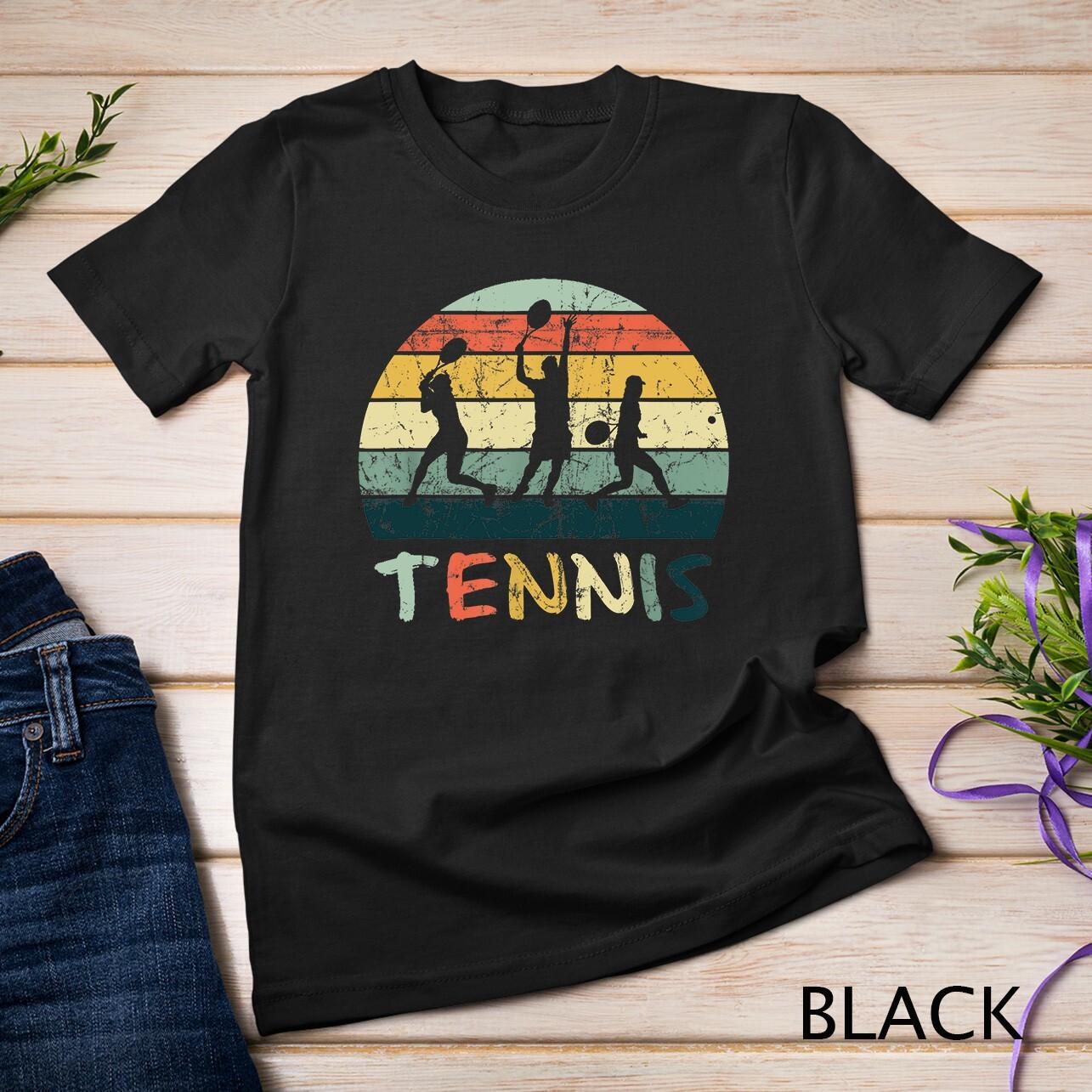 Tennis Player TShirt Retro 70s Vintage Tennis Racket Gift Unisex T-Shirt Mens Womens Tees Top L