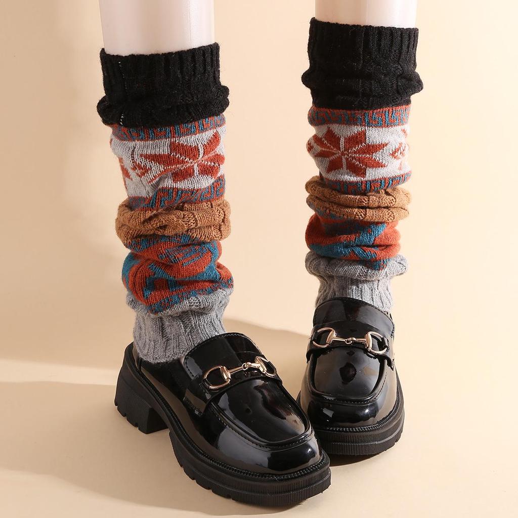 Reindeer Snowflake Knit Leg Warmers: Cozy Wool Knee Pads & Scrunch Socks for Autumn/Winter