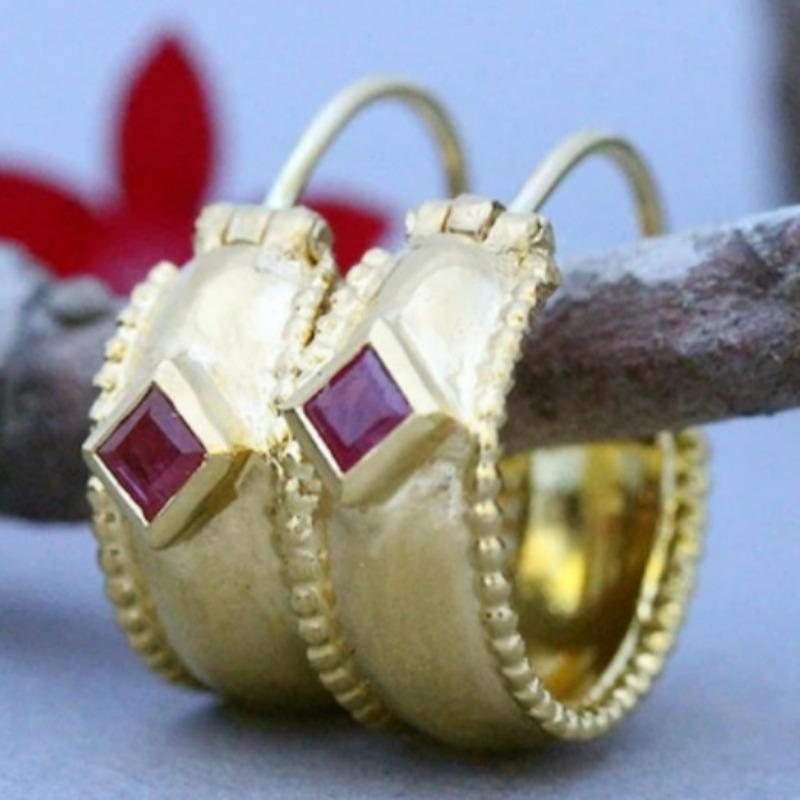 Vintage Gorgeous Synthetic Ruby Golden Plated Hoop Earrings for Women Elegant Jewelry Accessories Gifts Fit for Banquet Wearing