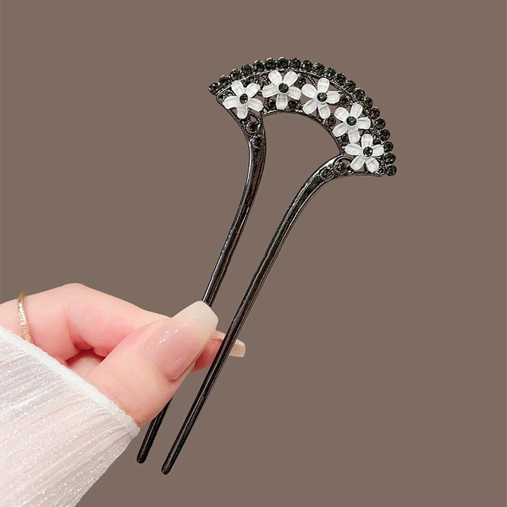 

1pc Fan Shaped Flower Pearl Rhinestone Hairpin Combining Classical Modern Elements Light Luxury Party Temperament Embellishment