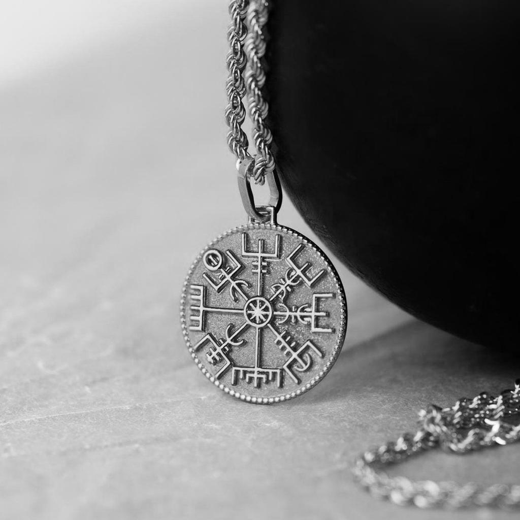 Charm Vegvisir Compass Pendant Necklace Gold/Silver Color Viking Rune Pendant Vegvisir Amulet Gift For Him Her, Viking Jewelry