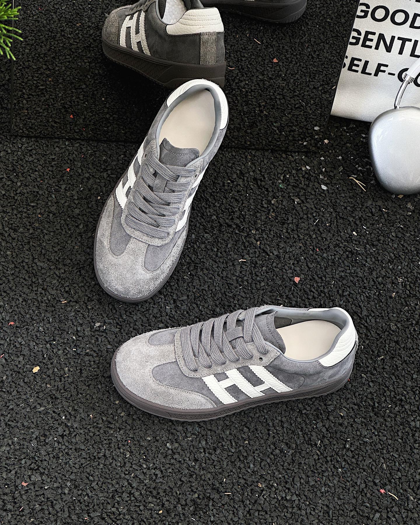 

Ретро красные немецкие тренировочные туфли женские 2025 весна и лето новая кожа спортивная и повседневная обувь на платформе популярные кроссовки Forrest Gump 40 серый