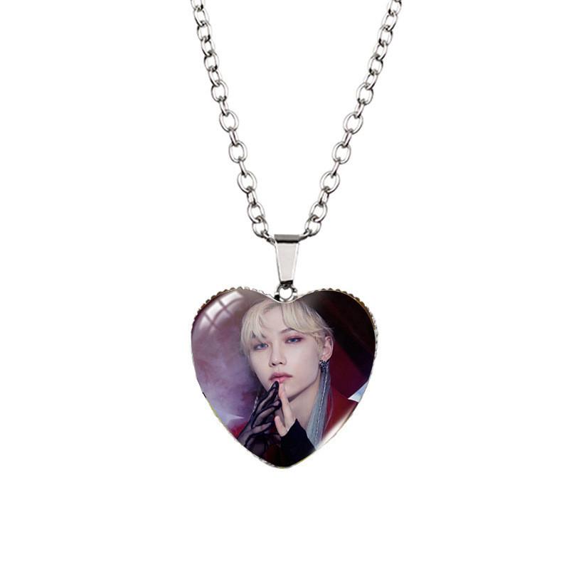 Stray Kids Heart Shaped Time Gem Pendant Necklace For Trendy Boys With Regular Chain