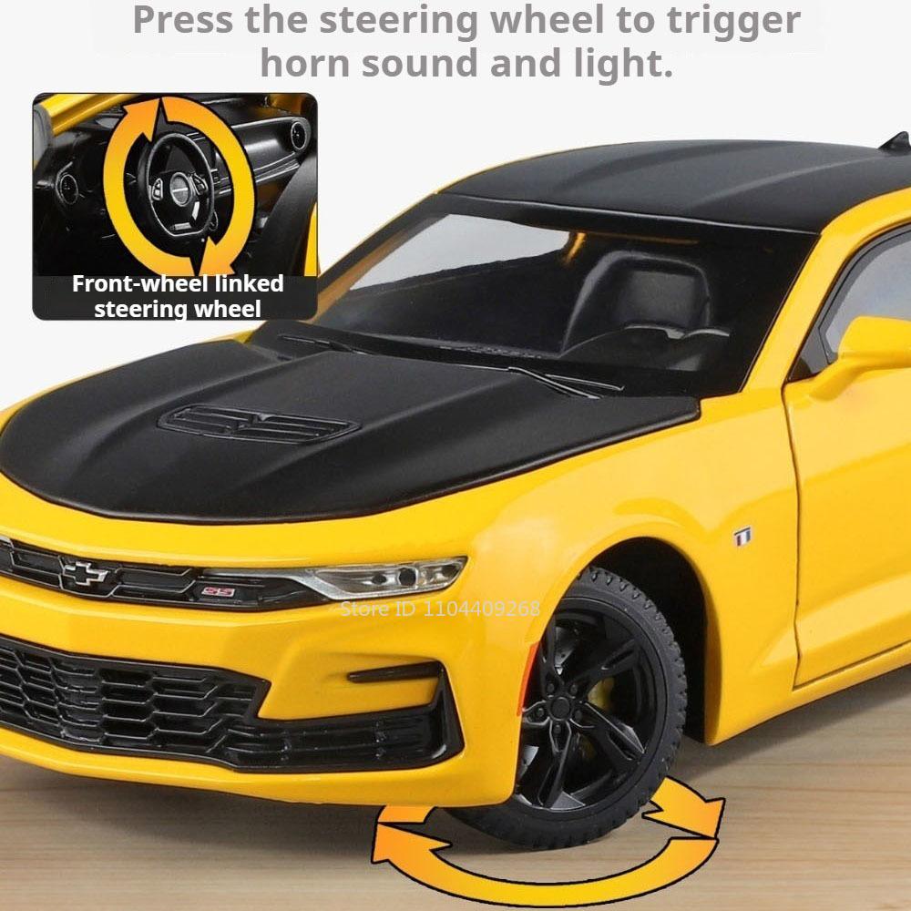 1:24 Camaro Revuelto Model Toy Car Metal Diecast Music Light Shock Absorption Models Linkage Steering Toys Collectible Item