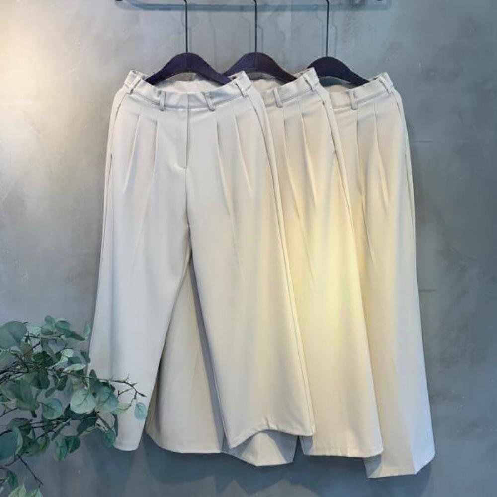 C S In The Room bInChe StretCh pIn tuCk SlaCkS pantS 3 Length 4Color