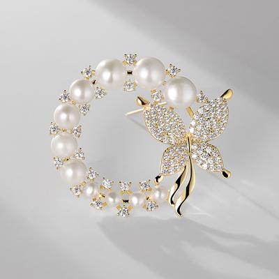 Butterfly Brooch Round Small Fragrant Style Clothing Accessories Brooch Pearl Gift Pin