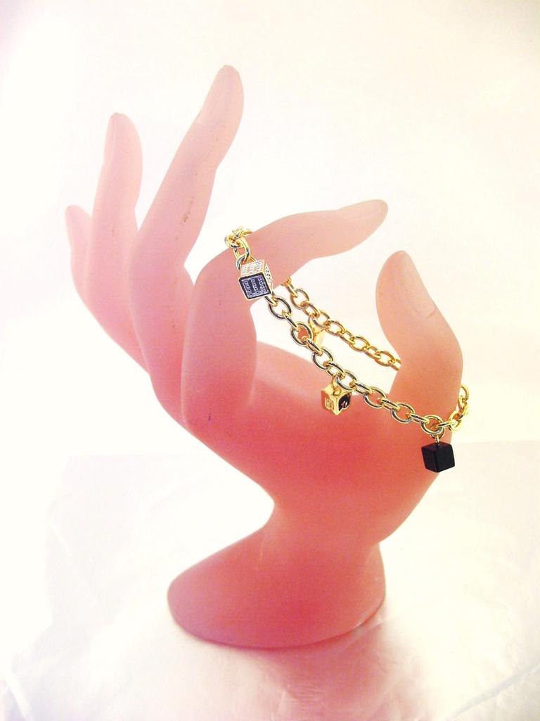 Les Trésors De Lily [E7595] - Bracelet Plaqué Or 'Jeu de Dés ' Noir Doré