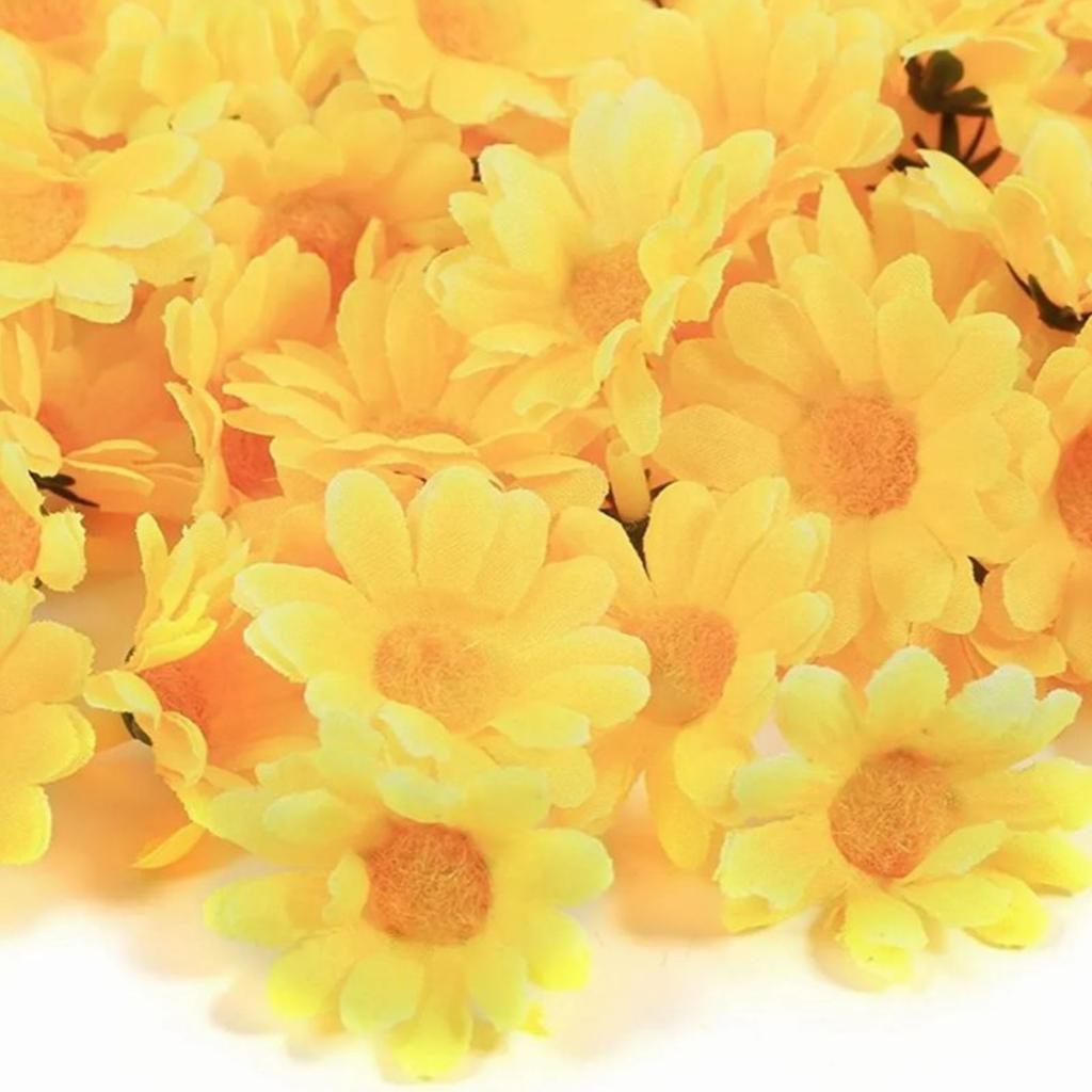 100pcs Artificial Little Daisy Lovely DIY Handcraft Silk Little Daisy for Offices Weddings Yellow
