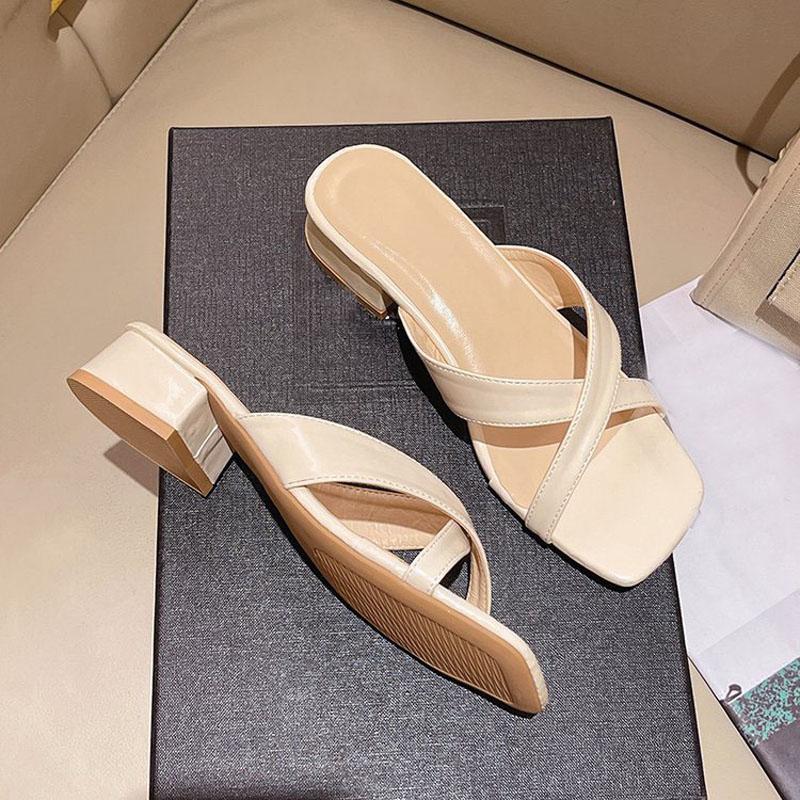 Beach Slippers Women 2025 New Summer Square Toe Open Toe Sandals Slides Middle Heels Fashion Women's Sandals Size 35-42 WSH5067