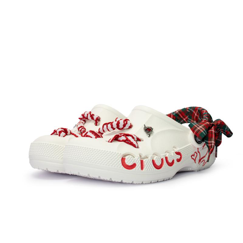 Crocs Classic Clog Sweet Fashion Trend Comfort Character Clogs for Men and Women White