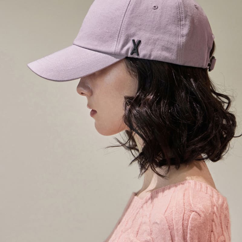 

VARZAR VA Black Studded Ball Cap Indie Pink FREE