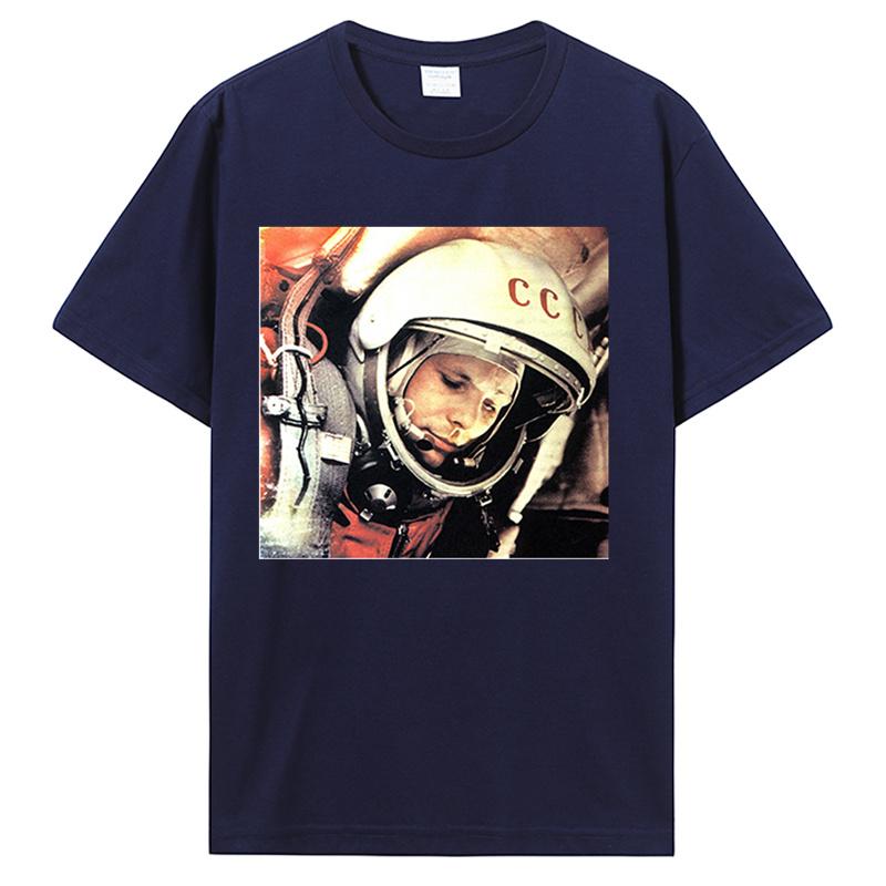 Vintage Poster Astronaut Juri Gagarin Kurzarm Herren T-Shirt Cool Baumwolle Tops Neuheit T-Shirts T-Shirt Herrenbekleidung