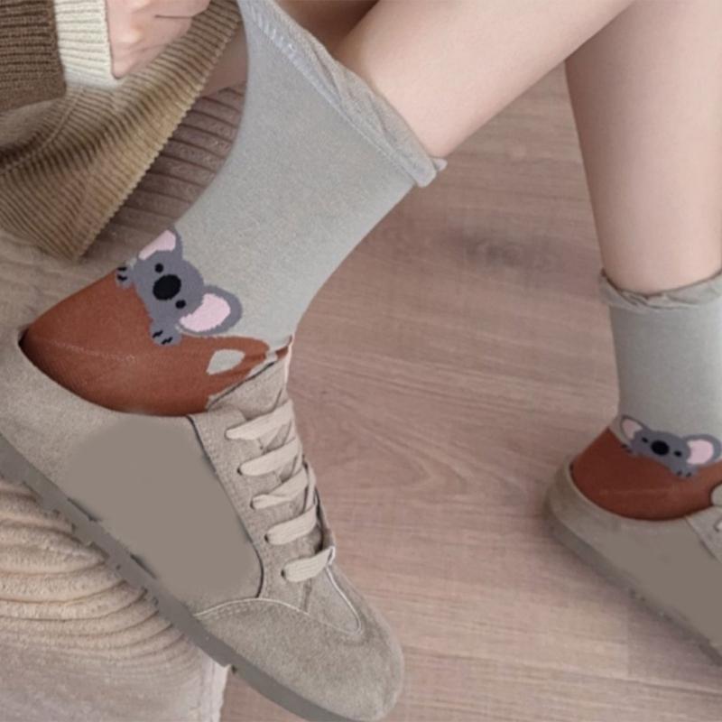 Fashionable Middle Calf Socks with Cartoon Animal Designs in Soft Cotton Bubble Cuffs Crew Socks Hosiery for Women Teens