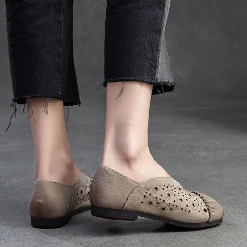 Johnature Retro-Echtleder, ausgehöhlt, atmungsaktiv, flache Schuhe, runde Zehen, lässige Damen-Slip-on-Schuhe