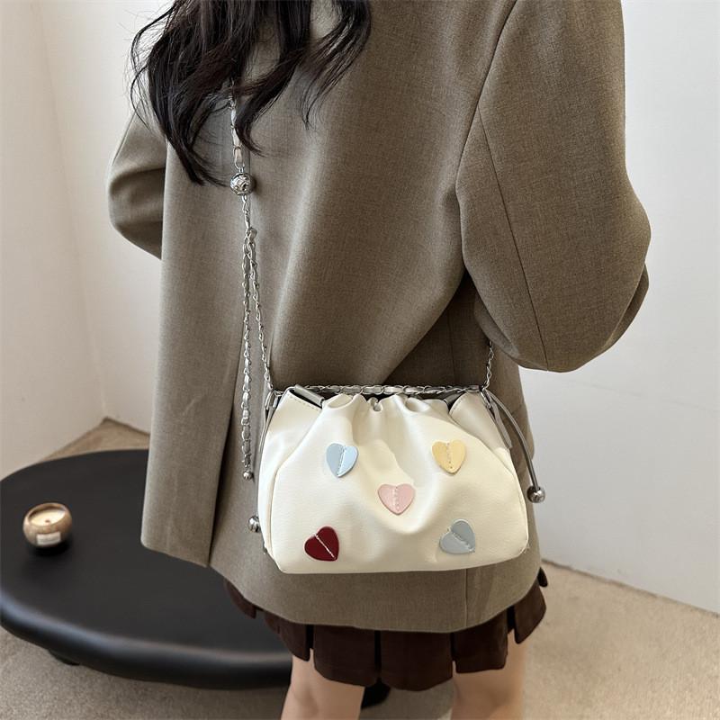 Stylish And Trendy 2024 Summer Fashionable Casual Shoulder Bag For Women With Chic Bucket Design And Versatile Colors