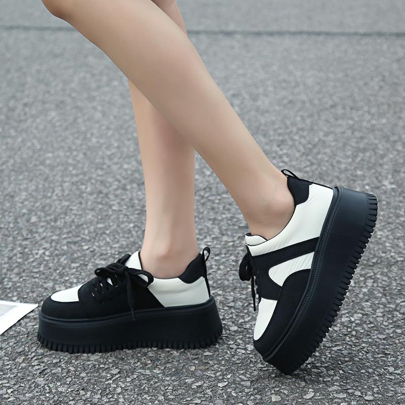 Niche Design Shoes 2024 New Thick Soled Versatile Board Shoes Casual Forest Style Trendy Fashion Women's Shoes