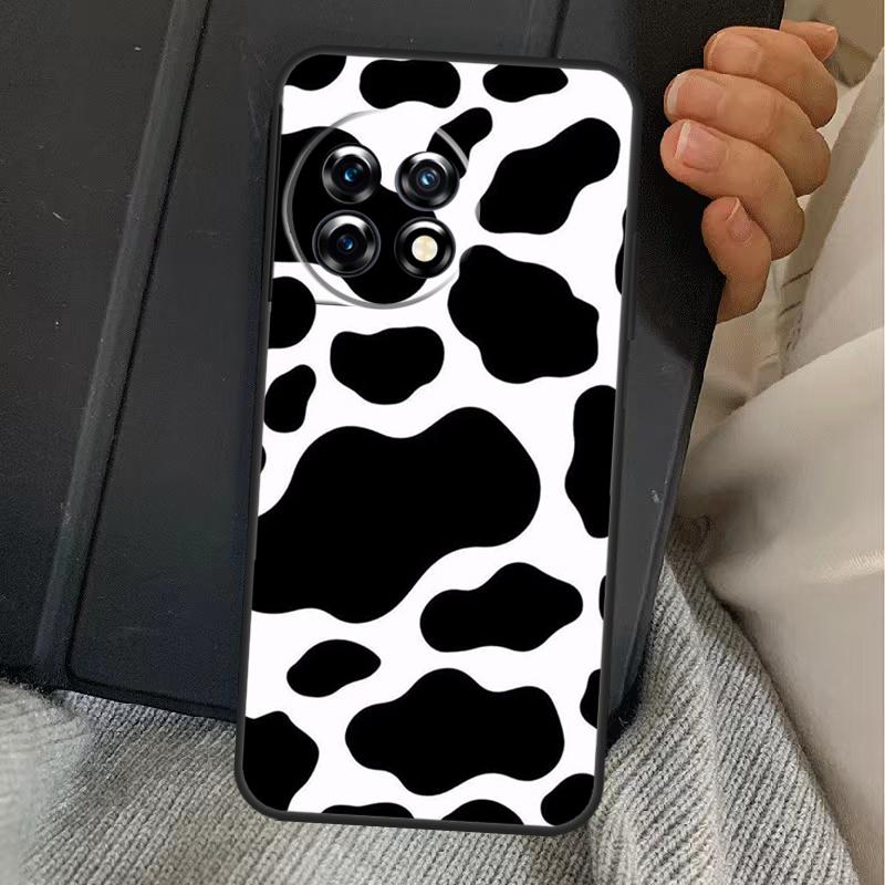 Cow Print Pattern Case For OnePlus 13R 12R 10R 13T 10T 8T 15 13 12 11 Nord CE 4 3 2 Lite N20 N30 Nord 5 Cover