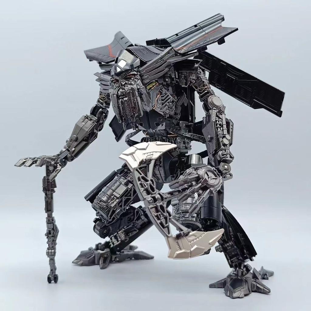 BAIWEI Transformation TW-1103 TW1103 Jetfire Skyfire Commander Height 17.5cm Transformable Into An Aircraft