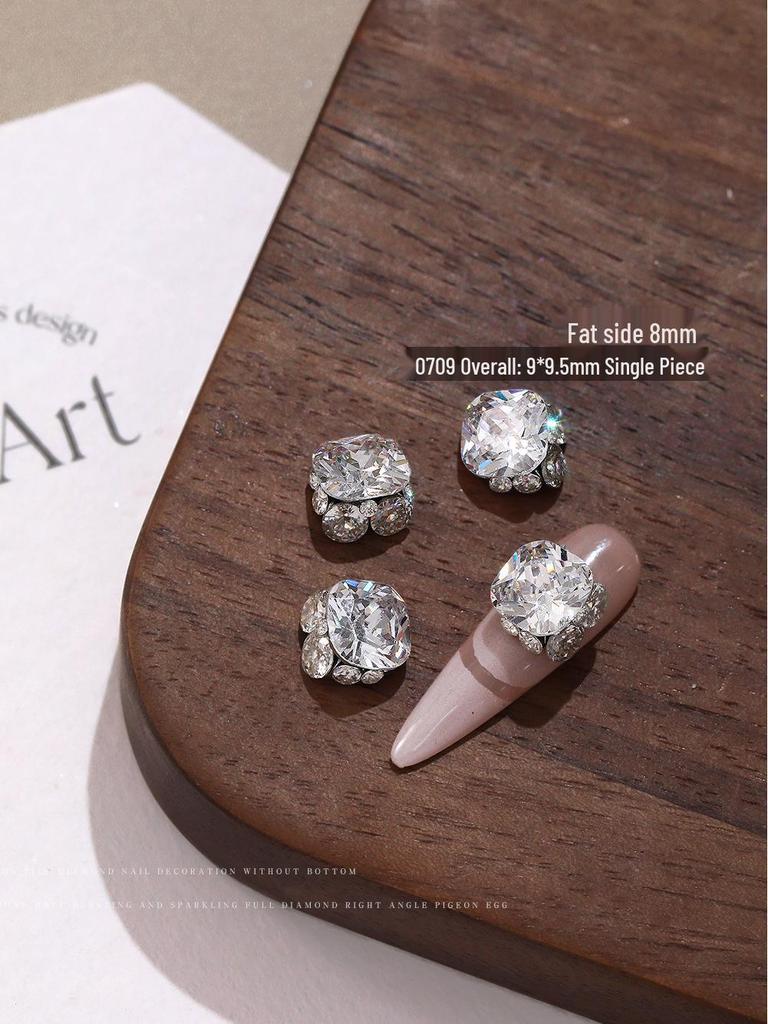 Zircon Rhinestone Nail Art – Blindingly Shiny, Handmade Long Right Angle Rhinestone Ball Pigeon Egg Decoration