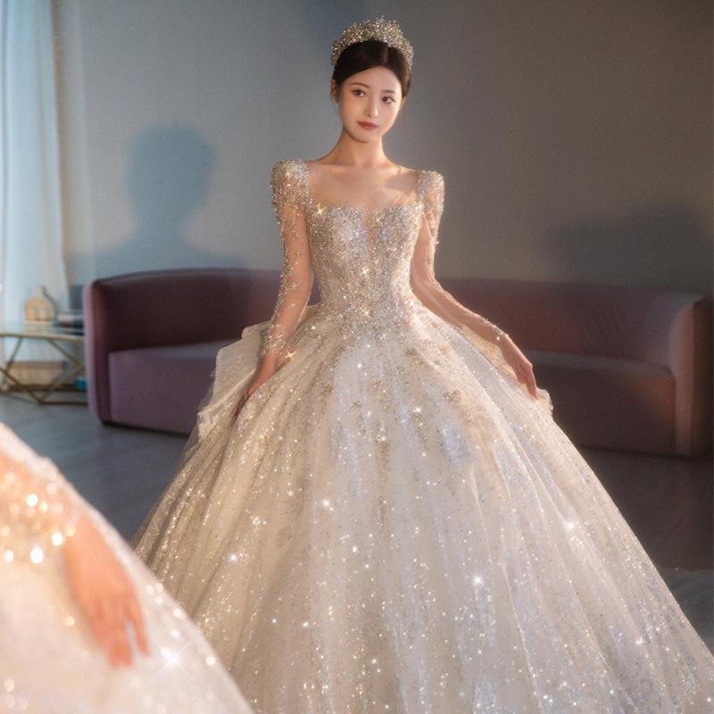 2025 Vintage French Long Sleeve Wedding Dress with Heavy Train and High-End Texture