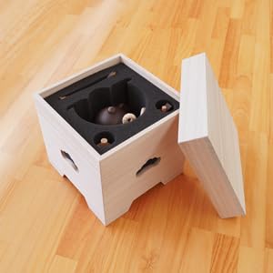 Man and Wood May Doll Kumuki Colors Kabuto Tripod Decoration (Front: Date Masamune)