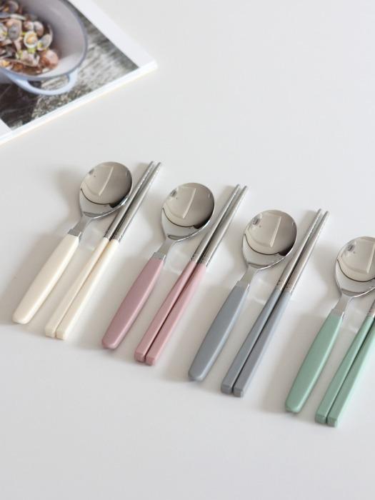 

kamomekitchen 10 ЦВЕТОВ Набор детских столовых приборов «Чайка» cream yellow