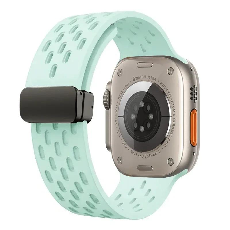 Magnetic Band For Apple watch ultra 2 Strap 49mm 44mm 40mm 42mm 44 45 mm Silicone Bracelet iWatch Series 9 7 8 se 6 5 41mm 45mm