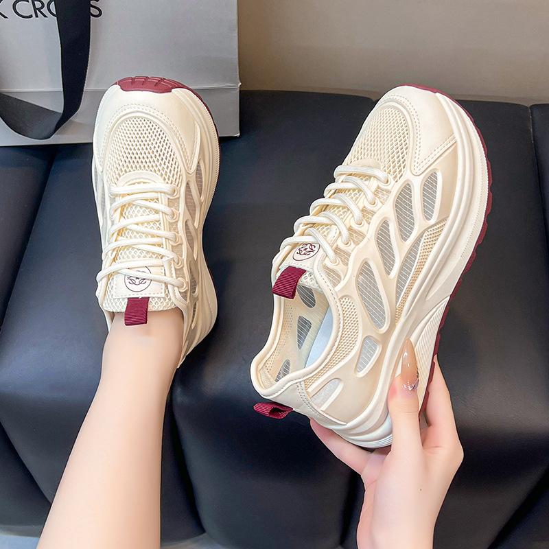 Modische vielseitige Dad Shoes 2025 Sommer neuer Trend Plateau-Erhöhungsschuhe Mesh atmungsaktive lässige Sportschuhe