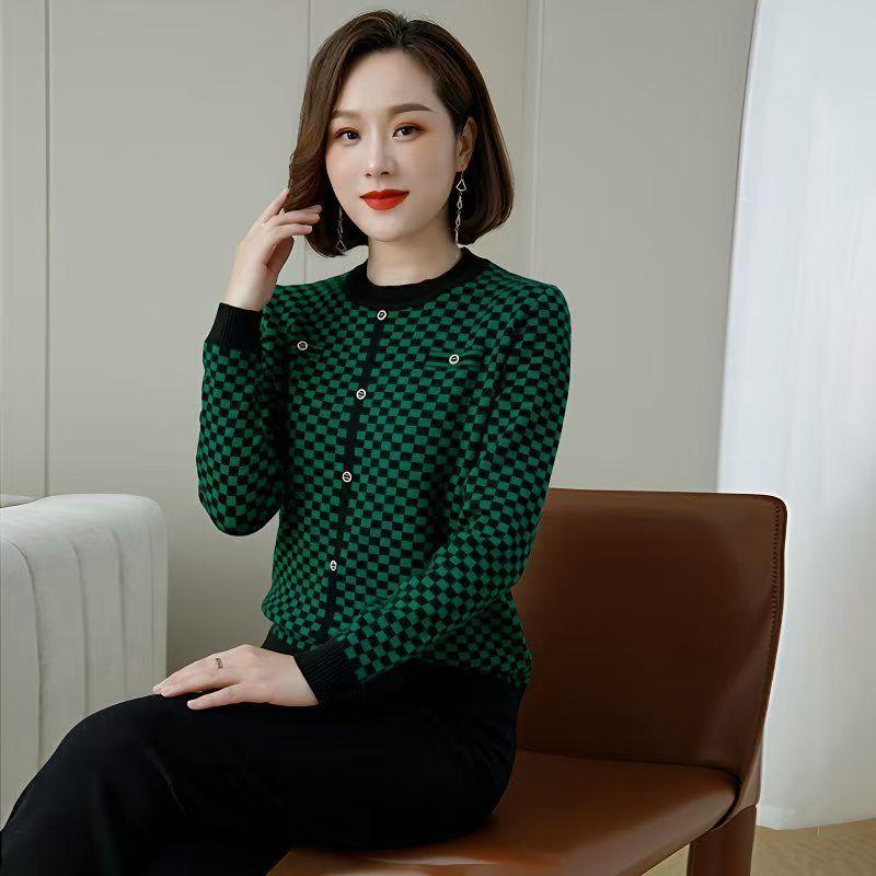 Autumn and Winter Fashionable Long-sleeved Plaid Contrast Button Cardigan Sweater Loose Bottoming Sweater Top