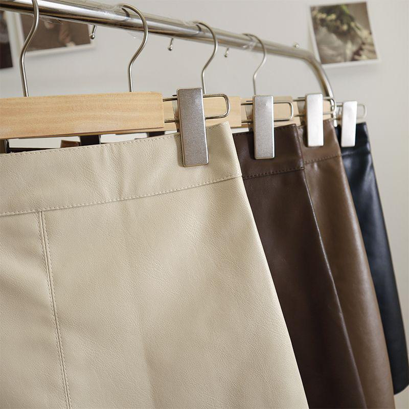 Magas derekú A-vonalú PU bőr rövid szoknya petite nőknek - Fekete, Karcsúsító és Nem átlátszó, Tökéletes tavaszra és őszre