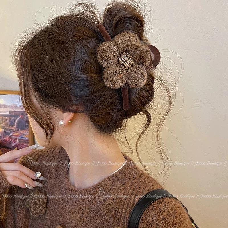 

Bow Double-sided Plush Scratch-off Feminine Hairpin At The Back of The Head Shark Clip Headwear Flower grip кавовий