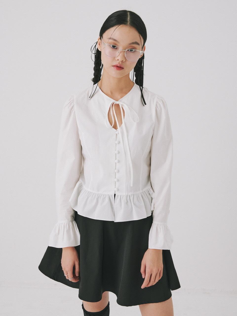 Naru River White Cutout Ribbon Blouse White/Medium