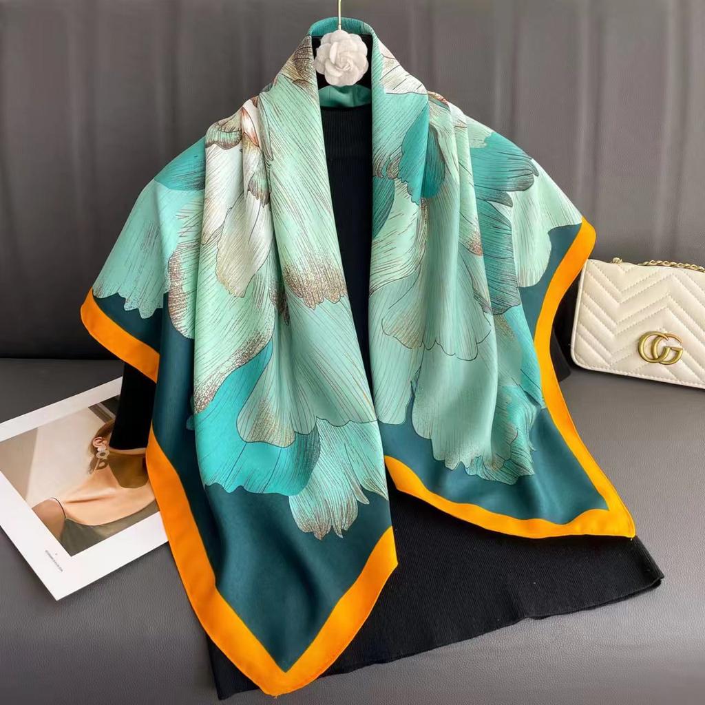 Korean Style Vintage Floral Printed Silk Square Scarf For Women Travel Decoration