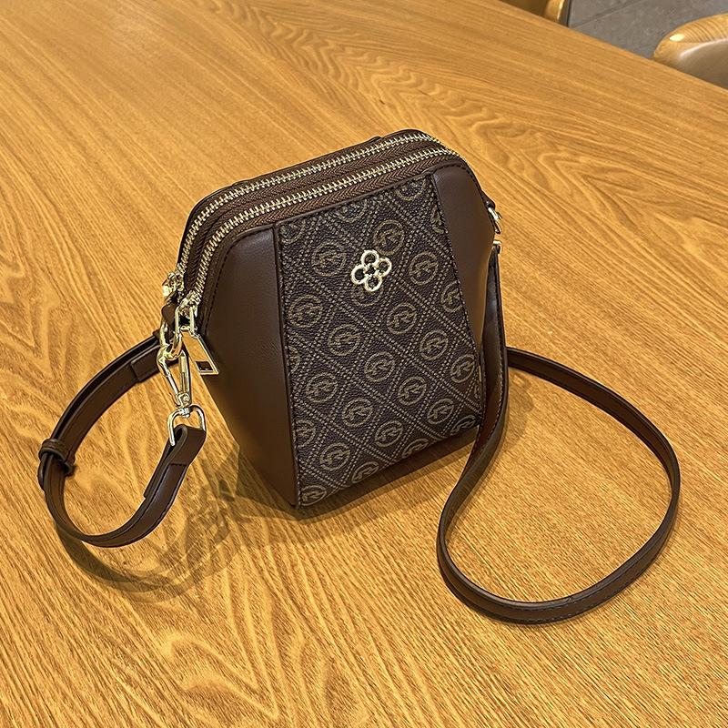 New Shell Phone Bag Fashionable and Versatile One Shoulder Cross Shoulder Small Bag Zero Wallet