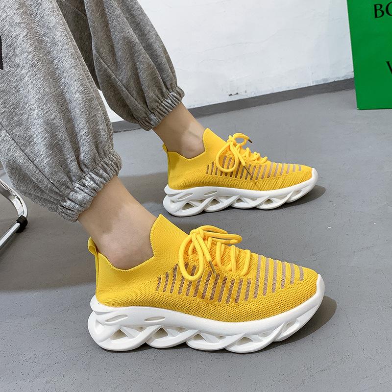 

Internet celebrity breathable fashion mesh fly-woven shoes women s 2025 summer new muffin platform white shoes casual shoes 40 жовтий