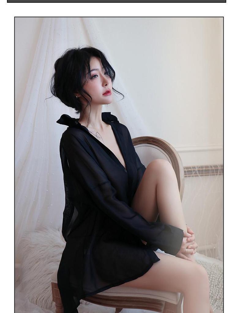 Plus Size Sheer Chiffon Open-Back Nightshirt