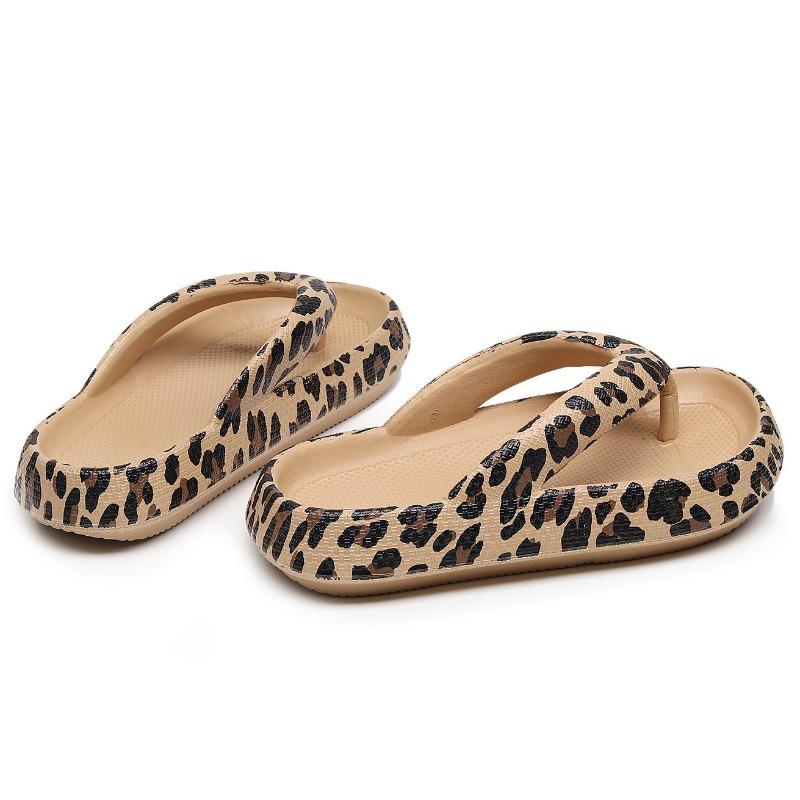 2025 Neue Zehensandalen mit Leopardenmuster Lässige Plateau-Damen-Zehensteg-Flachpantoletten Rutschfeste Badslipper Outdoor-Strandschuh