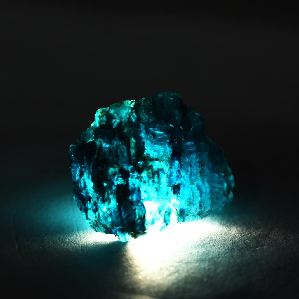 Uncut Rough 79 Carat Blue Aquamarine Natural Raw Loose Gemstone