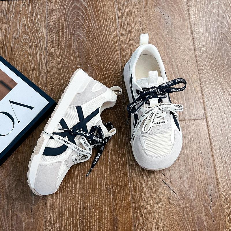 

Женская универсальная обувь на плоской подошве с нескользящей подошвой Новая женская обувь Детская мягкая подошва не устает от повседневной обуви 35