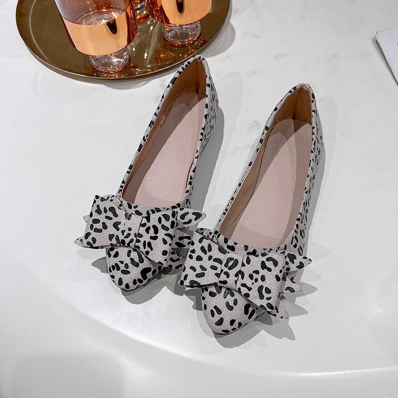 Cross-border large-size spring and summer new leopard print bow pointed flat shoes women's shallow mouth casual shoes