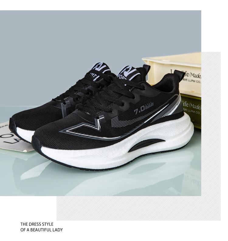 Men's and Women's Casual Shoes Student Dirt-resistant Sports Tide Shoes Ultra-light Running Shoes Men's Shoes Spring and Summer Breathable Mesh Shoes