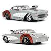 JADA TOYS 1/24 Scale Looney Tunes Chevrolet Corvette with Bugs Bunny Figure (32390) [Parallel Import]