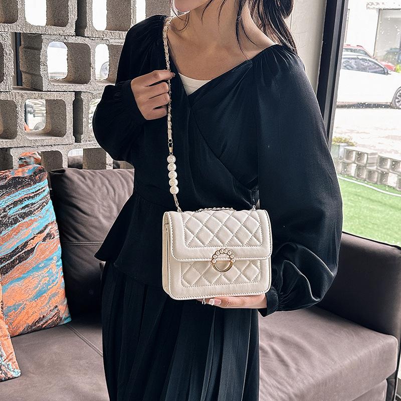 Rhombus Embroidery Thread Small Bag Women's 2025 New Small Fresh and Versatile Chain Messenger Bag Foreign Style Shoulder Small Square Bag Tide