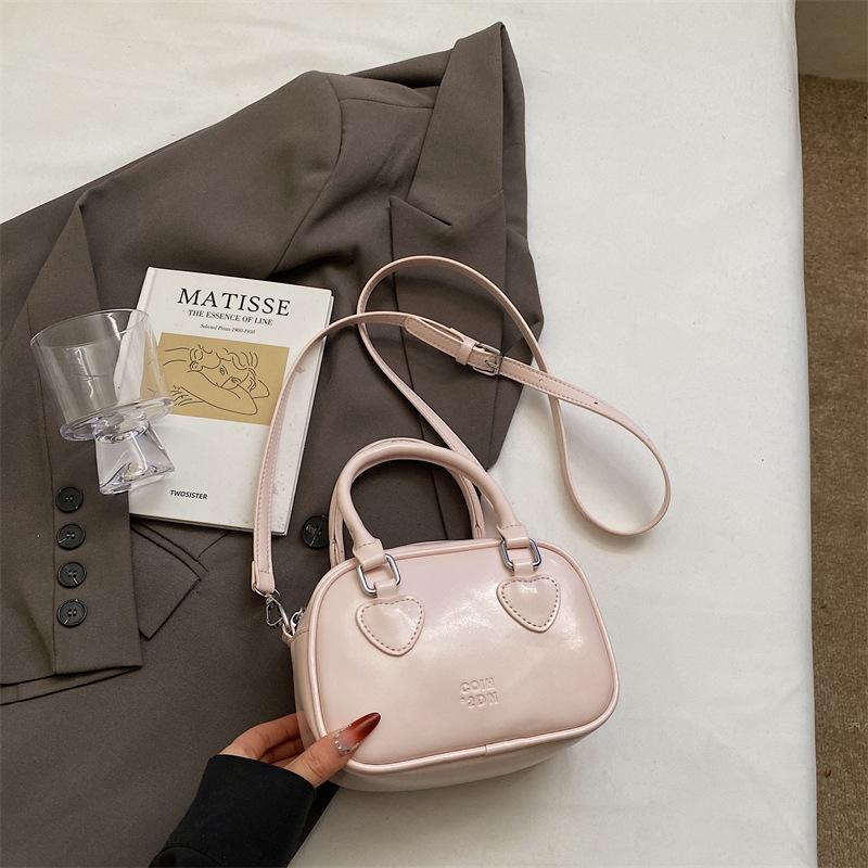 Summer popular small bag women's new fashion versatile messenger bag high-end portable bowling bag