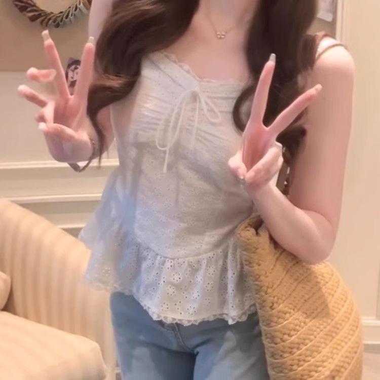 Pure & Sexy Lace Patchwork Lotus Leaf Camisole - Women's Waist-Cinching Sleeveless Vest for Spring/Summer 2025.