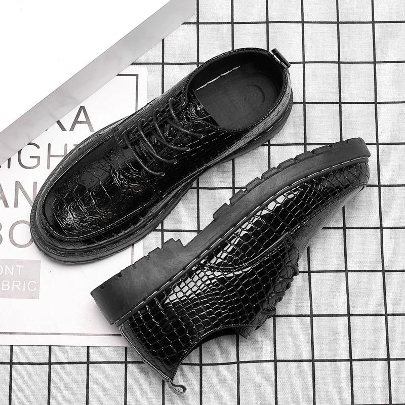 Moda 2024 Scarpe Eleganti da Uomo in Pelle per Uomo Grana Coccodrillo Scarpe da Uomo Stringate Scarpe Formali da Lavoro da Uomo Punta Tonda Scarpe Casual di Design