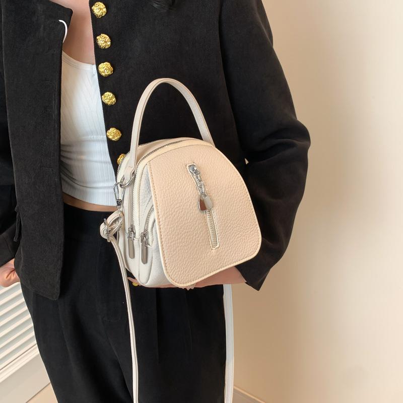New Fashionable Solid Color Small Bag Women's Simple Shoulder Women's Bag Commuter Casual Messenger Handbag