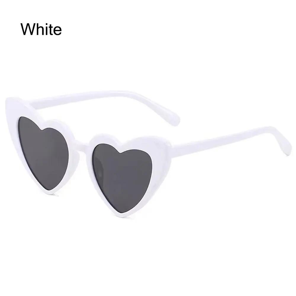 Kids Heart Sunglasses Cartoon Eyewear Vintage Heart-Shaped for Boys Girls 3-9 Years Toddler Sunglasses Outdoor Children Glasses