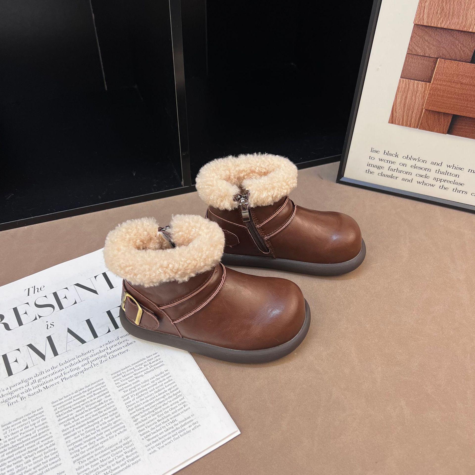 Girls  Retro Plush Leather Winter Boots 2025: Waterproof, Non-slip, Plus Velvet, Short Style 26