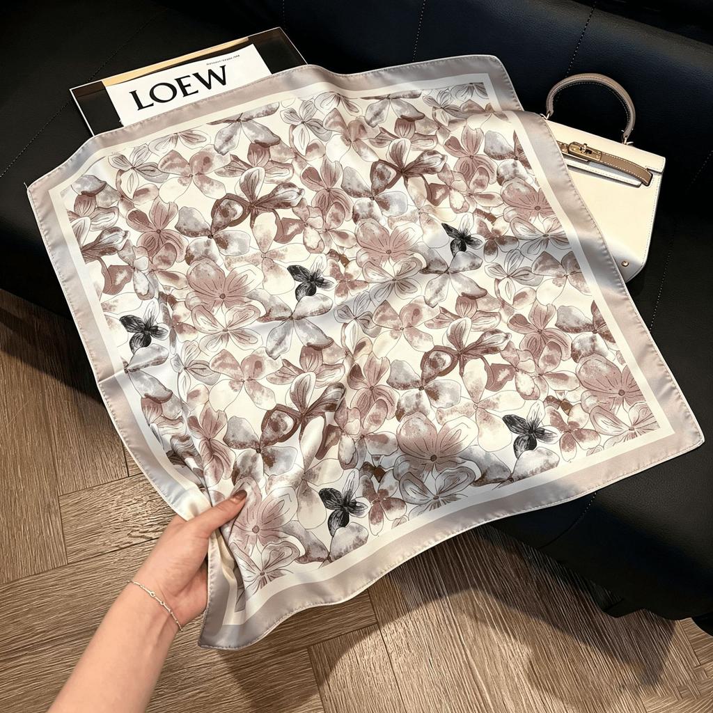Lao Qian Feng Coffee Color Cashew Nut Silk Scarf Headscarf Versatile Neck Square Scarf Premium Sense Female Foreign Style Decorative Scarf Scarf